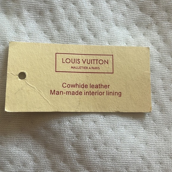 Louis Vuitton purse - Picture 4 of 6